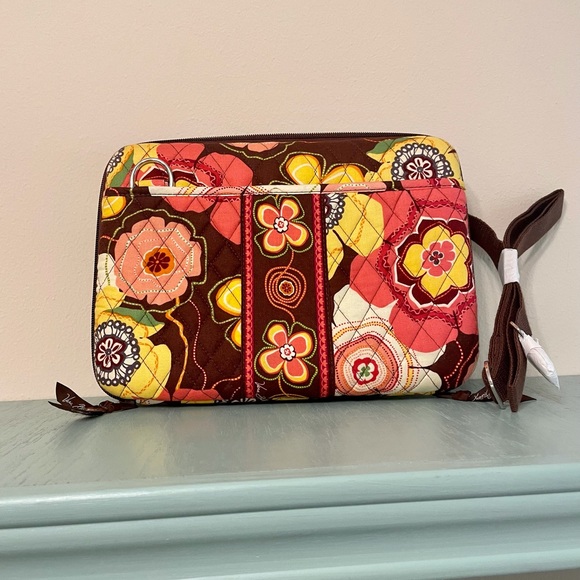 Vera Bradley Handbags - Hard Shell Laptop/Tablet Case